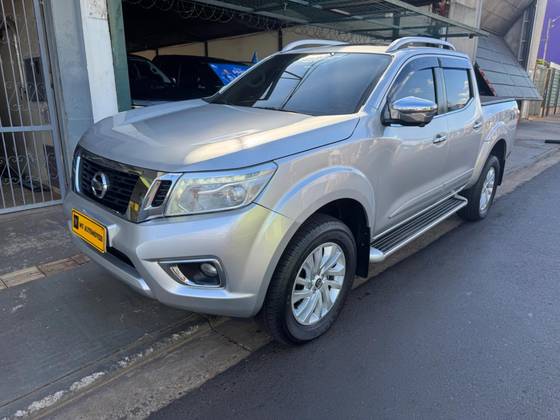 NISSAN FRONTIER 2.3 16V TURBO DIESEL LE CD 4X4 AUTOMÁTICO